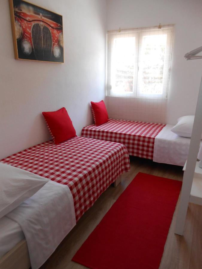 Apartments With A Parking Space Okrug Gornji, Ciovo - 13859 Trogir Buitenkant foto
